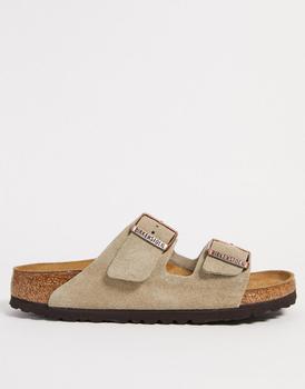 推荐Birkenstock Arizona flat sandals in taupe suede商品