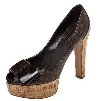 lv高跟鞋, [二手商品] Louis Vuitton | Louis Vuitton Brown Monogram Canvas and Patent Leather Rivoli Cork Peep-Toe Platform Pumps Size 37商品图片 8.6折, 满1件减$100, 满减