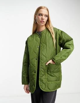 推荐Blank NYC oversized quilted jacket in green商品