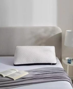 Nestl | Cool Choice Customizable Memory Foam Blend Cooling Classic Pillow,商家Macy's,价格¥1234