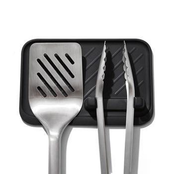 商品OXO | OXO Good Grips Grilling 3pc Set- Turner, Tongs and Tool Rest,商家The Hut,价格¥331图片