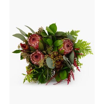 商品BloomsyBox | Winter in The Sierras Fresh Flower Bouquet,商家Macy's,价格¥502图片