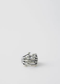推荐Serge De Nimes Mens Silver Skeleton Hands Ring In Silver商品