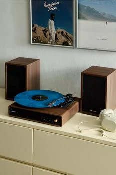 Crosley | Crosley Alto Record Player & Speakers Shelf System,商家Urban Outfitters,价格¥1044