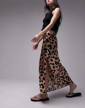 Topshop | Topshop tuck split midi skirt in leopard print,商家ASOS,价格¥215
