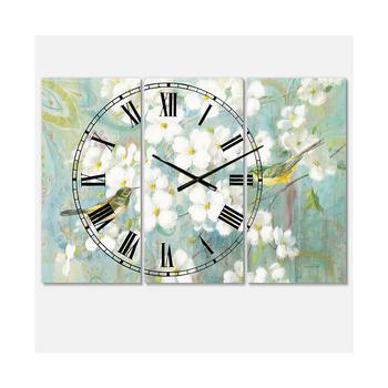 商品Designart | Traditional 3 Panels Metal Wall Clock,商家Macy's,价格¥1267图片