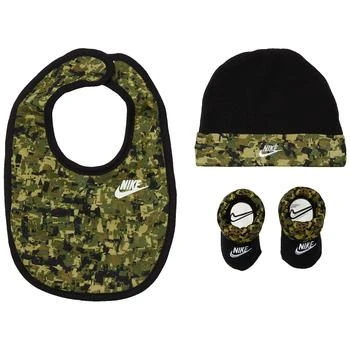 NIKE | Digi Camo Hat Bib Bootie Set (Infant),商家Zappos,价格¥104