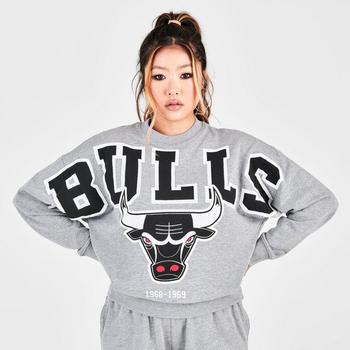 Mitchell and Ness | Women's Mitchell & Ness Chicago Bulls NBA Fleece Crewneck Sweatshirt商品图片,