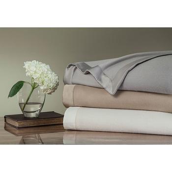商品Home Treasures | Serena Coverlet, Queen,商家Bloomingdale's,价格¥16676图片