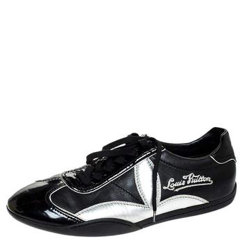 更多路易威登男鞋, [二手商品] Louis Vuitton | Louis Vuitton Black/Silver Patent Leather And Leather Low Top Lace Up Sneakers Size 41商品图片 7.1折, 满1件减$100, 满减