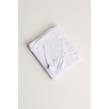 商品babycottons | Premium Dreams hooded Towel made of 100% Peruvian Pima Cotton in pink for infant,商家Macy's,价格¥216图片