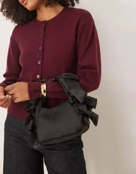 ASOS | ASOS DESIGN satin grab clutch bag with bow detail in black,商家ASOS,价格¥267