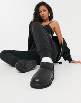 推荐UGG Classic Ultra Mini ankle boots in black leather商品