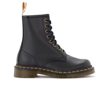 dr. martens 20孔, Dr. Martens | Dr. Martens 8-holes Combat Boot Made Of Black Vegan Leather商品图片 