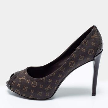 lv鞋, [二手商品] Louis Vuitton | Louis Vuitton Dark Brown Monogram Canvas and Patent Leather Peep-Toe Pumps Size 36商品图片 满1件减$100, 满减