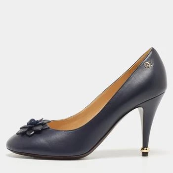 推荐Chanel Navy Blue Leather Camelia Applique Pumps Size 39商品