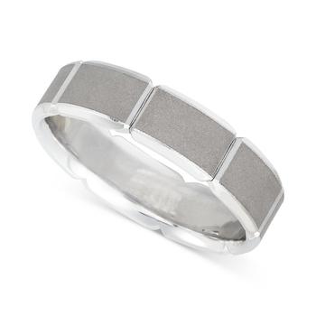 商品Macy's | Men's Textured Bevel Segment Band in 10k White Gold,商家Macy's,价格¥13931图片