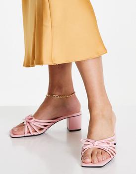 推荐Monki Mahalia heeled sandals in pink商品