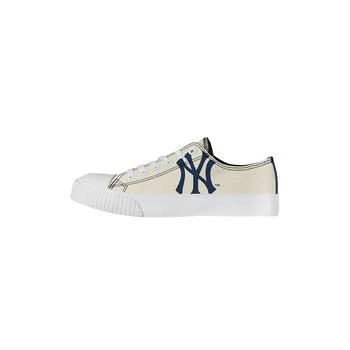 FOCO | Women's Cream New York Yankees Low Top Canvas Shoes,商家Macy's,价格¥447