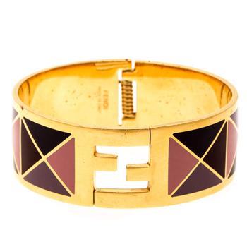 推荐Fendi The Fendista Multicolor Geometric Enamel Gold Tone Wide Bracelet M商品