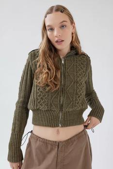 推荐BDG Chelsea Reversible Puffer Hooded Sweater商品