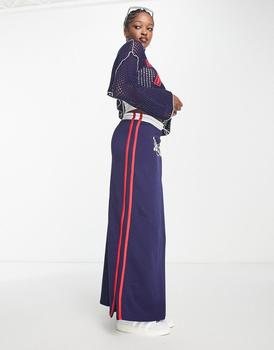 商品Jaded London | Jaded London elasticated waist sporty midi skirt in navy,商家ASOS,价格¥341图片