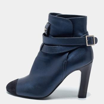 香奈儿鞋, [二手商品] Chanel | Chanel Navy Blue/Black Suede And Leather Ankle  Boots Size 41商品图片 9.2折