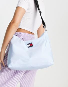 推荐Tommy Jeans flag logo nylon large shoulder bag in light blue商品