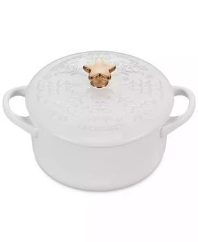 Le Creuset | Stoneware Noël Mini Cocotte with Gold Star Knob, 24 oz.,商家Macy's,价格¥359