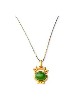商品Natural Jade Sacred Cow Pendant and 18K Gold Plated Necklace图片
