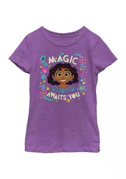 推荐Magic Awaits You Graphic T-Shirt商品