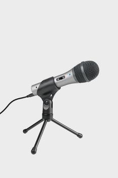 商品Audio-Technica | AudioTechnica ATR2100X-USB Cardioid Microphone,商家Urban Outfitters,价格¥567图片