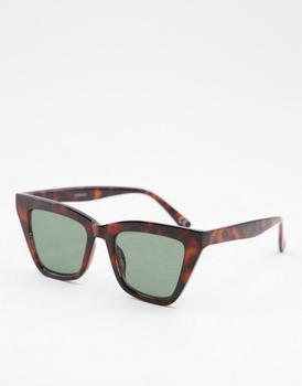 ASOS | ASOS DESIGN angular frame cat eye sunglasses in tort商品图片,