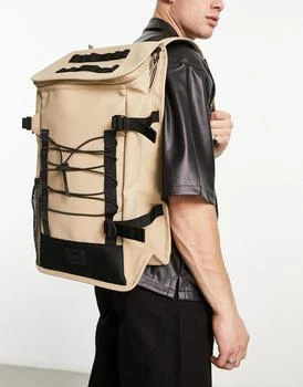 推荐Rains Trail Mountaineer backpack in sand商品