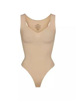 SKIMS | Seamless Sculpt Scoopneck Thong Bodysuit 