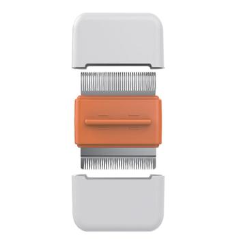 商品Pet Life | Pet Life  'Zipocket' 2-in-1 Underake and Stainless Steel Travel Grooming Pet Comb,商家Premium Outlets,价格¥129图片