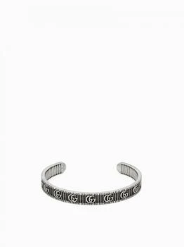 Gucci | GG Marmont Cuff Gucci bracelet in silver with GG monogram and striped pattern 独家减免邮费
