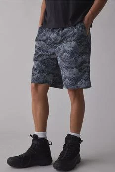 Oakley | Oakley Outdoor Print Short,商家Urban Outfitters,价格¥178