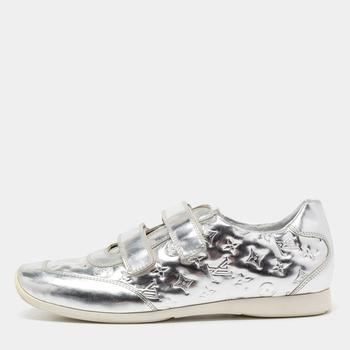 lv低帮鞋, [二手商品] Louis Vuitton | Louis Vuitton Metallic Silver Monogram Leather Mirror Tennis Low Top Sneakers Size 40.5商品图片 3.6折