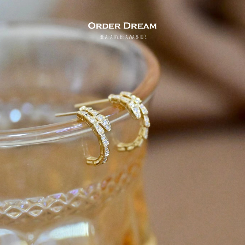 Order Dream | 18k金钻石蛇耳钉商品图片,9折, 包邮包税