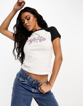 Juicy Couture | Juicy Couture raglan t-shirt with collegiate logo in white商品图片,