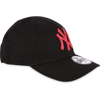 商品Ny embroidery adjustable cap in black,商家BAMBINIFASHION,价格¥161图片