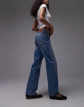 Topshop | Topshop Runway mid rise straight jean in bleach,商家ASOS,价格¥162