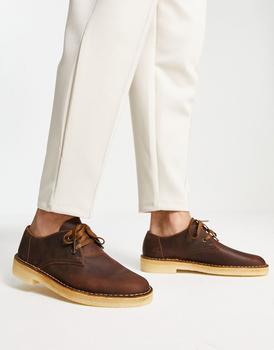 推荐Clarks Originals desert trek boots in beeswax商品