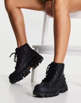 推荐CAT Hardwear chunky sole leather walking boots in black商品