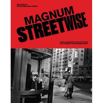 商品Barnes & Noble | Magnum Streetwise by Magnum Photos,商家Macy's,价格¥267图片