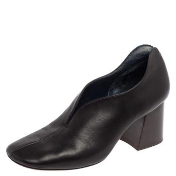 推荐Celine Black Leather V-Neck Block Heel Pumps Size 38.5商品