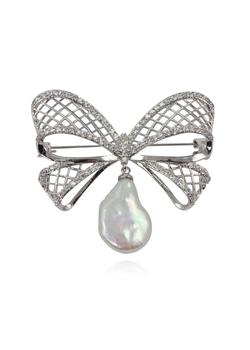 商品Butterfly pearl brooch图片