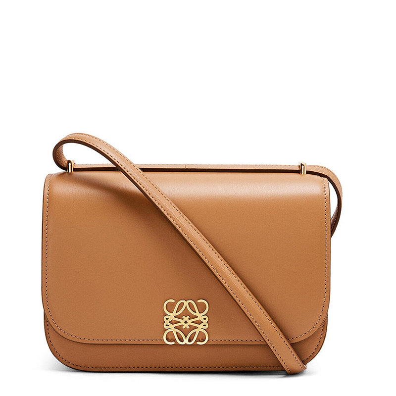 Loewe | LOEWE/罗意威 21秋冬款 Goya系列 女士小号暖沙色真丝小牛皮金属徽标磁扣单肩斜挎包A896N09X01-2586商品图片,7.4折×额外9.5折, 包邮包税, 额外九五折