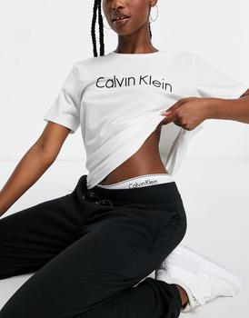推荐Calvin Klein Cotton logo detail t-shirt in white - WHITE商品